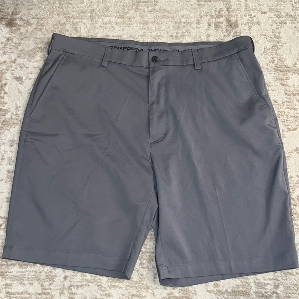 Roundtree & Yorke Performance Shorts